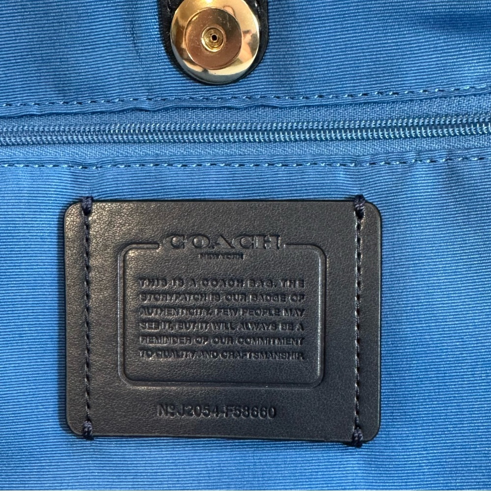 Coach Derby navy pebbled leather tote w/ snap closure - Picture 8 of 12